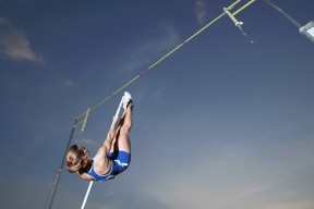 出色防守首场状态出色，法国队观众沸腾！莱万多夫斯基重返赛场热度持续攀升-365bet游戏注册